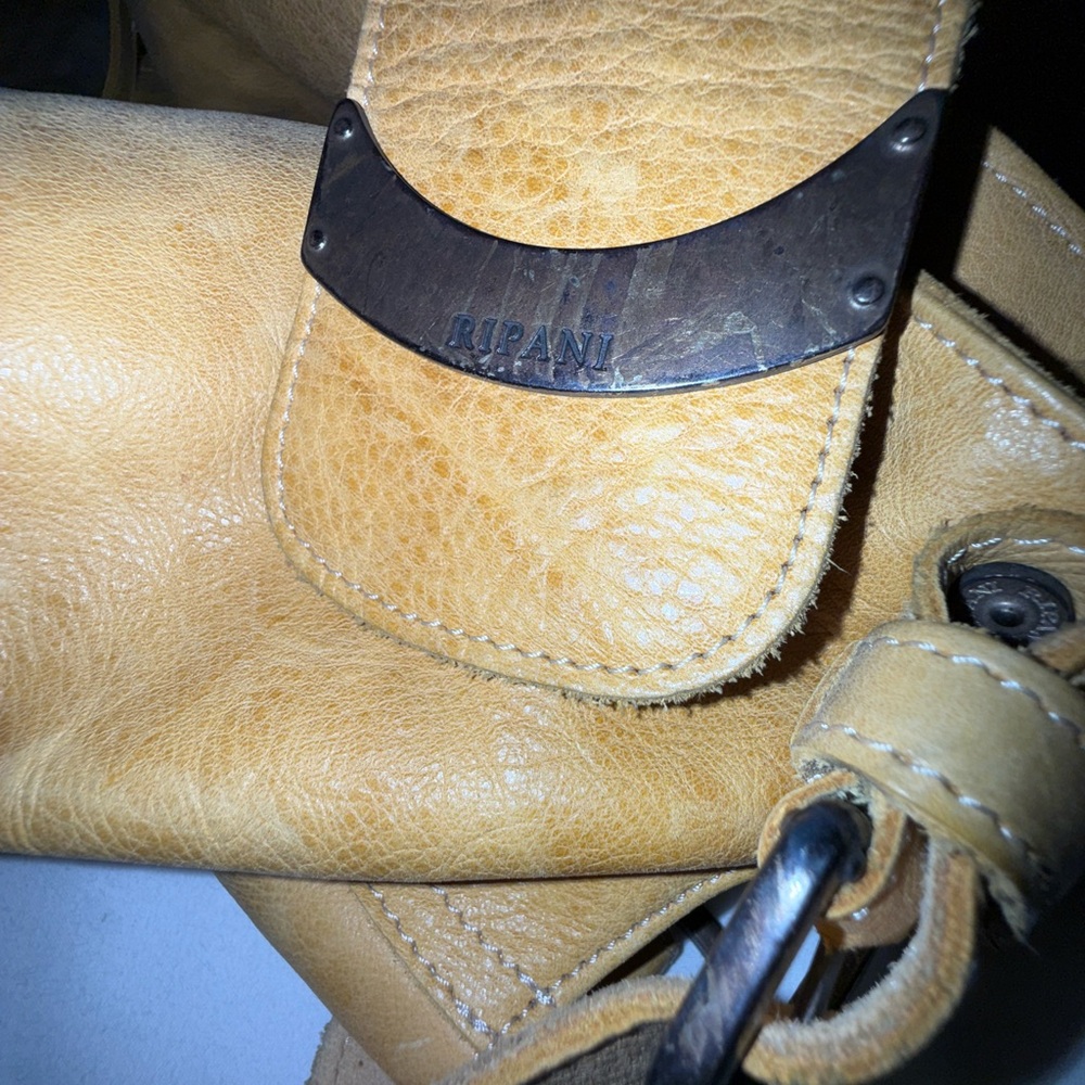 Yellow Ripani Purse - Picture 7 of 7